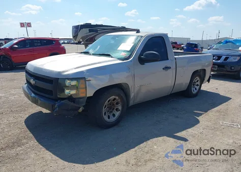 2008 Chevrolet Silverado 1500 Work Truck z USA, uszkodzony, nr VIN 1GCEC14X68Z327925
